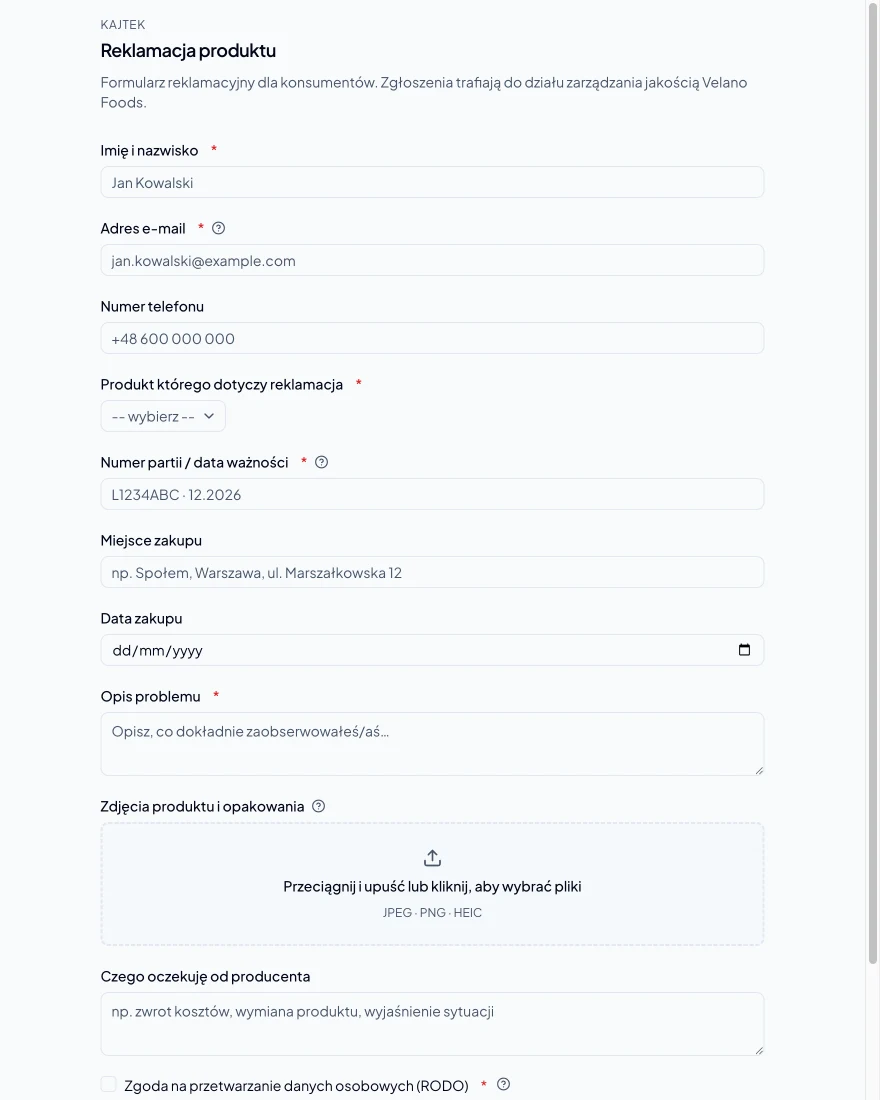 Konsumencki formularz reklamacyjny po polsku: imię i nazwisko, e-mail, wybór produktu, numer partii, szczegóły zakupu, opis problemu i pole do przesłania zdjęć.